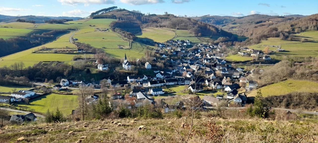 Ferienwohnung Alina Bad Berleburg Exteriör bild